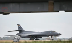 Vue d'un bombardier B-1 Lancer de l'armée américaine, le 27 septembre 2026 sur la base de Fairford au Royaume-Uni