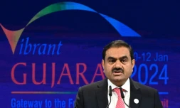 Le patron d'Adani Group, Gautam Adani, lors d'une convention à Gandhinagar en Inde, le 10 janvier 2024