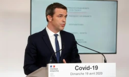 Le ministre de la Santé, Olivier Véran lors d'une conférence de presse le 19 avril 2020 à Paris