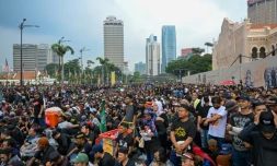 Manifestation contre l'augmentation du coût de la vie et le manque de réformes imputés au gouvernement du Premier ministre malaisie Anwar Ibrahim, le 26 juillet  à Kuala Lumpur