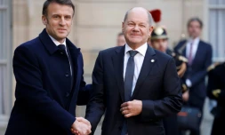 Le président Emmanuel Macron reçoit le chancelier allemand Olaf Scholz à l'Elysée, le 26 février 2024 à Paris
