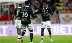 Le milieu sénégalais de Monaco Lamine Camara (à droite) a inscrit le but de la victoire contre Montpellier en Ligue 1 le 28 septembre 2024 à Monaco
