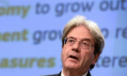 Le commissaire européen à l'Economie, Paolo Gentiloni, lors d'une conférence de presse sur les prévisions économiques de printemps 2021, le 12 mai 2021