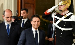 Giuseppe Conte sort d'un entretien avec le président italien Sergio Mattarella, le 27 mai 2018 à Rome