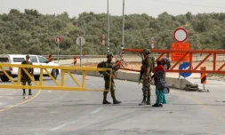 Fermeture de l'entrée de la ville palestinienne de Azzoun, en Cisjordanie, par les forces de sécurité israéliennes, le 30 avril 2022