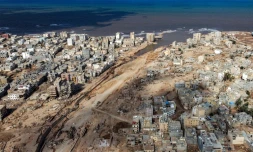 Vue aérienne de la ville de Derna, dans l'est de la Libye, dévastée par des inondations, le 18 septembre 2023