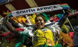 Une sympathisante de l'ANC pendant un meeting électoral à Johannesburg, le 5 mai 2019