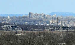 Vue de la ville d'Avdiivka, contrôlée par la Russie, dans la région de Donestsk, en Ukraine, le 19 février 2024