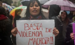 Manifestation contre les violences contre les femmes après le meurtre violent de Lucia Pérez, droguée, violée et torturée, à Buenos Aires le 19 octobre 2016