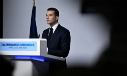 Jordan Bardella, président du Rassemblement national (RN), fait une déclaration aprÚs les résultats du 1er tour des législatives, le 30 juin 2024 à Paris