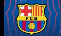(g à d) Combophoto des logos des clubs défendant le bien-fondé de la Super Ligue: Juventus de Turin, FC Barcelone et Real Madrid, le 8 mai 2021