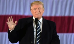 Le président élu Donald Trump le 9 décembre 2016 à Baton Rouge en Louisiane