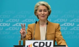 La présidente de la Commission européenne Ursula von der Leyen lors d'une conférence de presse à Berlin le 19 février 2024