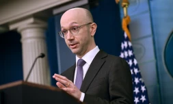 Le porte-parole de la Maison Blanche Ian Sams lors d'une conférence de presse à la Maison Blanche, le 9 février 2024 à Washington