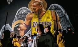Une fresque murale de Kobe Bryant et de sa fille Gianna Bryant, le 11 octobre 2020 à Los Angeles