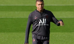 L'attaquant du PSG Kylian Mbappé en séance d'entraßnement au Camp des Loges le 13 septembre 2019