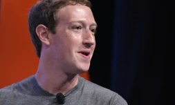 Le PDG de Facebook Mark Zuckerberg lors d'une intervention à l'Université de Stanford à Palo Alto en Californie, le 24 juin 2016 