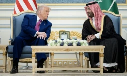 Le président américain Donald Trump reçu par le prince héritier saoudien Mohammed ben Salmane à Ryad, le 13 mai 2025 