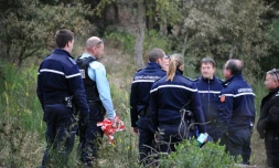 Les gendarmes procèdent à des investigations, à Saint-Trojan sur l'île d'Oléron, le 11 mars 2016