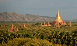Le temple Dhammayanzika, l'un des joyaux architecturaux du site de Bagan, le 7 juillet 2024 en Birmanie