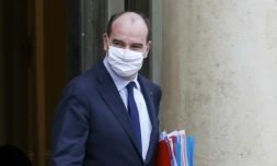 Le Premier ministre Jean Castex quitte le palais de l'Elysée, le 13 janvier 2021 à Paris

