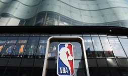 La saison NBA 2020-2021 débutera bien le 22 décembre, un accord ayant été trouvé avec le syndicat des joueurs (NBPA) sur les diverses modalités de la reprise et sur les termes financiers, dans un contexte toujours délicat en raison de la pandémie de coronavirus
