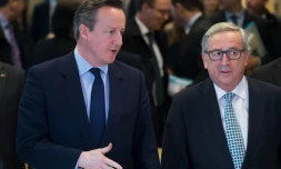 Le Premier minstre britannique David Cameron et le président de la Commission européenne Jean Claude Juncker le 16 février 2016 à Bruxelles