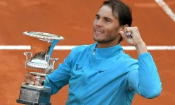 Rafael Nadal, l'empereur de Rome, aprĂšs sa victoire sur son grand rival Novak Djokovic, le 19 mai 2019