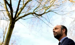 Le Premier ministre Edouard Philippe dans le jardin d'une école primaire au Havre, le 28 novembre 2017