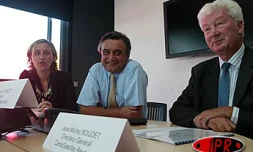 Jeudi 18 novembre 2004
Lors de la présentation des nouvelles du bouquet de Canal Satellite