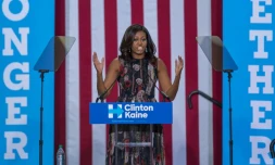 La PremiÚre dame des Etats-Unis Michelle Obama appelle les électeurs à se mobiliser en faveur de Hillary Clinton, le 16 septembre 2016 à Fairfax, en Virginie