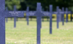 Vue en date le 23 juillet 2004 du cimetière allemand de Consenvoy