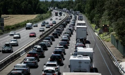 Les difficultés de circulation commenceront le vendredi en matinée, dans le sens des départs en Ile-de-France et perdureront jusque dans la nuit
