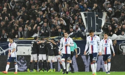 Les Bordelais fêtent le but de Valentin Vada face à Lyon, le 3 mars 2017 au Matmut Atlantique