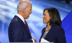 Joe Biden et Kamala Harris sur le plateau d'un débat de la primaire démocrate, le 12 septembre 2019 à Houston, au Texas