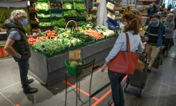 Dans un marché de Montpellier, le 7 avril 2020