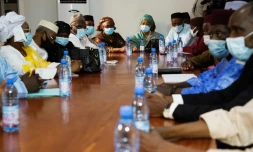 Une délégation du mouvement de contestation qui a mobilisé pendant des semaines contre le président malien Ibrahim Boubacar Keïta, avant une rencontre avec la junte au pouvoir, le 26 août 2020 à Bamako.