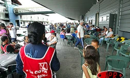 Les grévistes de la chambre de commerce entament leur 17ème jour de grève ce vendredi 9 mai 2003