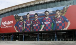 Photo d'une entrée du Camp Nou vide le 13 mars 2020.