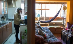 La Chilienne Carolina Del Real, séropositive depuis 2010, chez elle à Santiago le 27 avril 2018