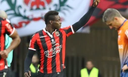 L'attaquant-vedette de Nice Mario Balotelli buteur face à Dijon, le 18 décembre 2016 à l'Allianz Riviera
