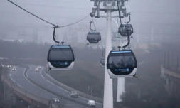 Mise en service du premier tĂ©lĂ©phĂ©rique urbain d'Ăle-de-France reliant la station Pointe-du-Lac, Ă CrĂ©teil, Ă la station Villa-Nova, Ă Villeneuve-Saint-Georges, dans le Val-de-Marne, le 13 dĂ©cembre 2025