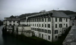 C'est une institution presque bicentenaire, longtemps prisée des familles aisées béarnaises, mais les plaintes déposées par d'anciens élèves racontent une face plus sombre de l'établissement privé Notre-Dame-de-Bétharram (Pyrénées-Atlantiques)