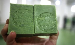 Du savon fabriqué dans une usine d'Alep en Syrie, le 10 février 2019