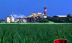 La centrale thermique de Bois Rouge (notre photo) et celle du Gol produisent une bonne partie de l'électricité consommée dans l'île