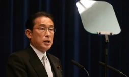 Le Premier ministre japonais Kishida Fumio s'exprime lors d'une conférence de presse à Tokyo, le 10 novembre 2021