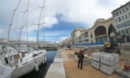 Des travaux en cours sur le Vieux-Port de Marseille, le 7 janvier 2016
