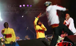 Vendredi 4 août 2006 -

Lee Scratch Perry, une tête d'affiche a  offert une performance un tantinet molle