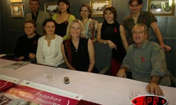 Jeudi 24 novembre 2005 -

Le quatuor Psophos donnera une série de concerts en faveur de la lutte contre le sida