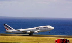 Avion d'Air France à l'aéroport Roland-Garros
